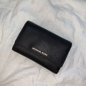 Small black leather Michael Kors wallet